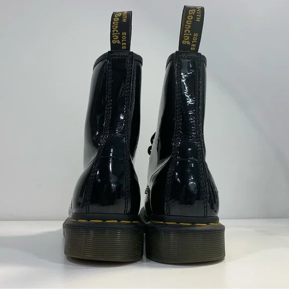 Dr Martens Doc Martens Air Wair Boots With Bouncing Soles Women’s 8 Black Patent - Picture 8 of 12
